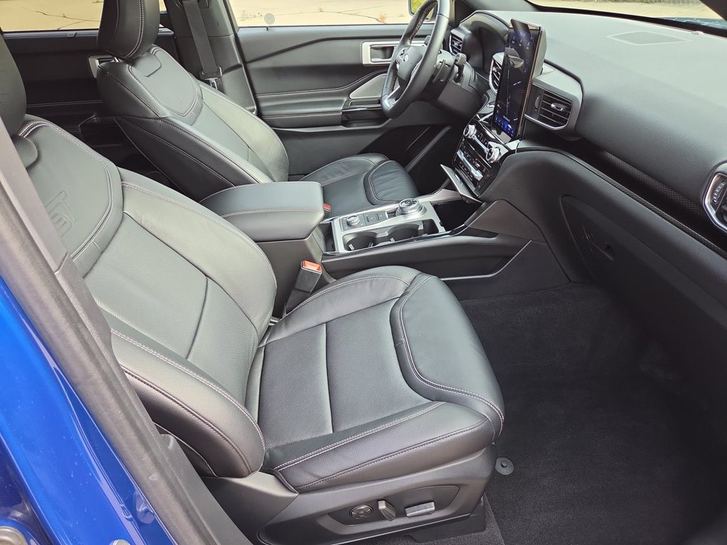 Thumbnail: 2021 Ford Explorer - 11