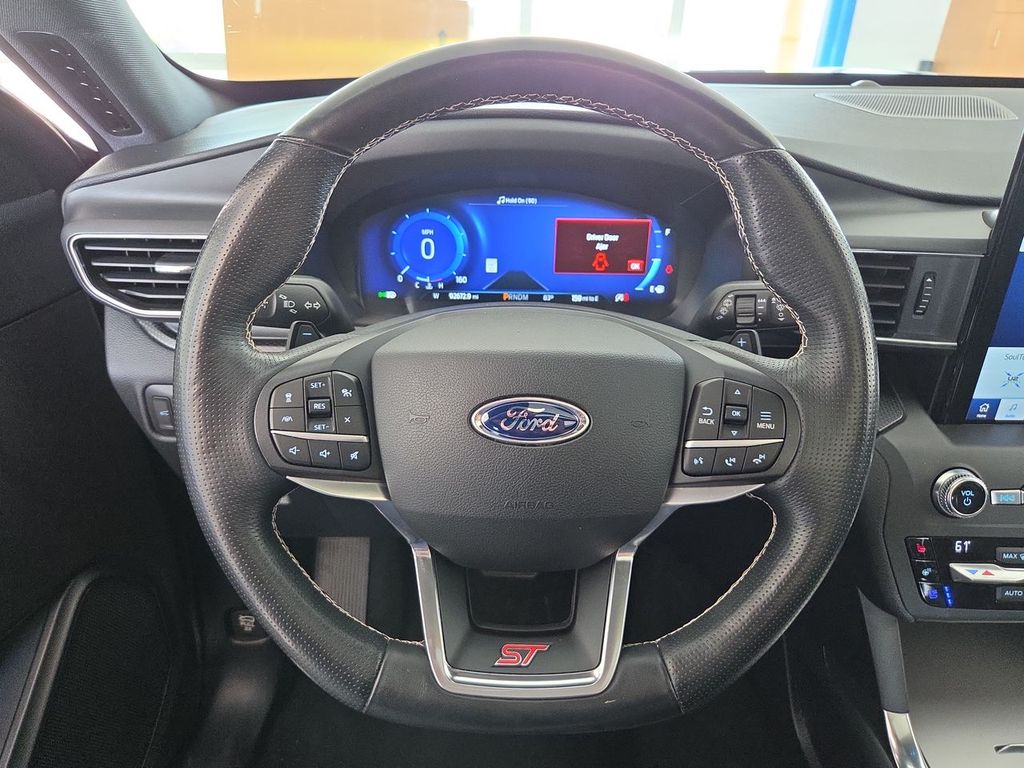 Thumbnail: 2020 Ford Explorer - 14
