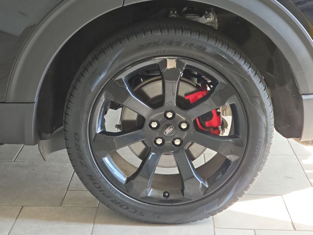 Thumbnail: 2020 Ford Explorer - 8