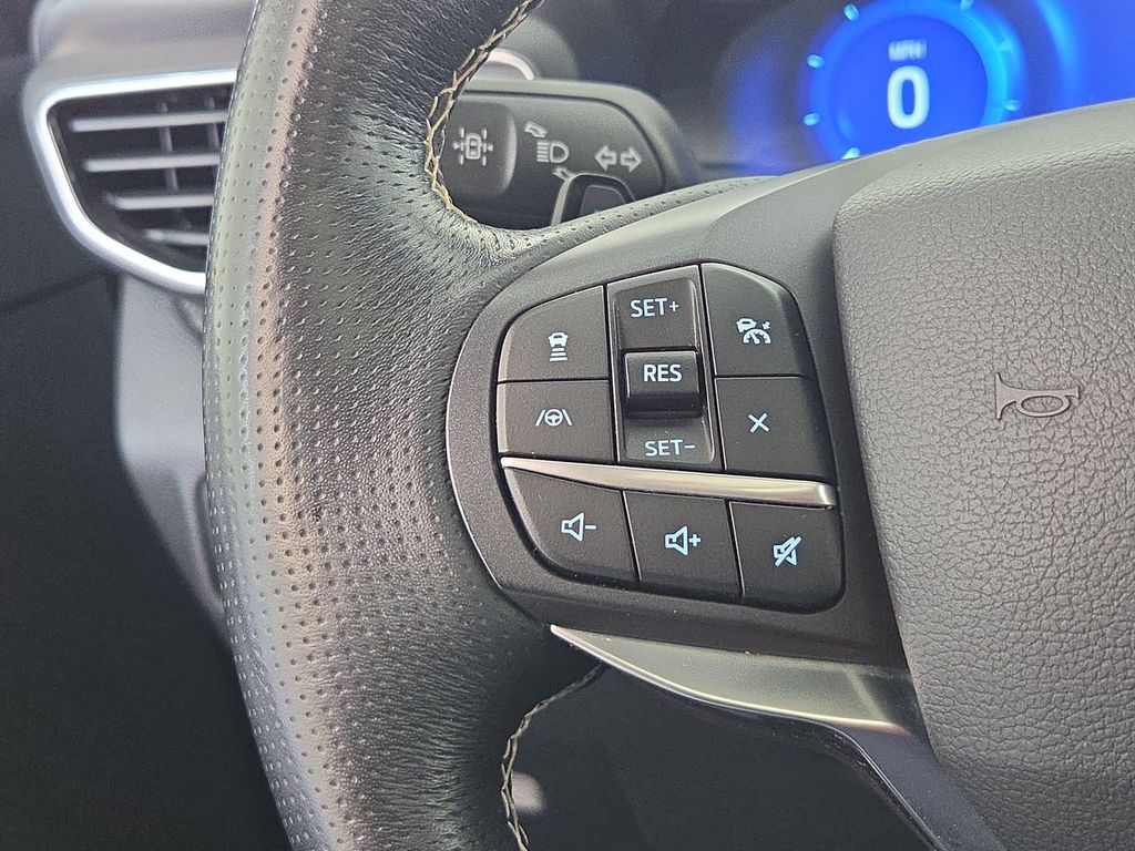 Thumbnail: 2020 Ford Explorer - 30