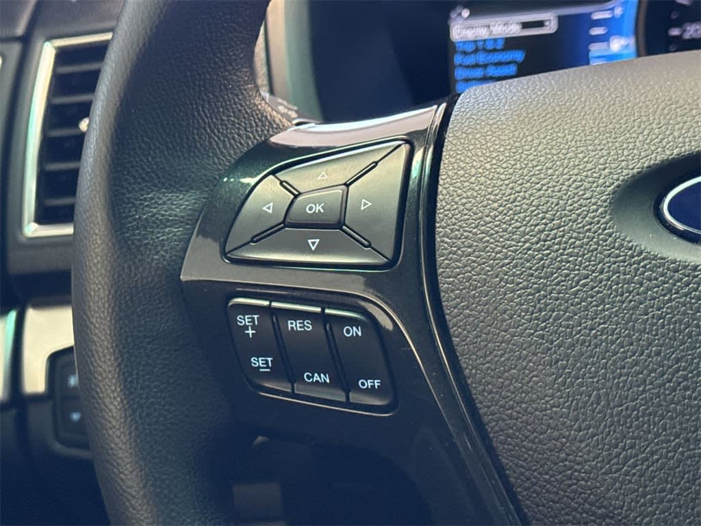 2017 Ford Explorer Sport 34