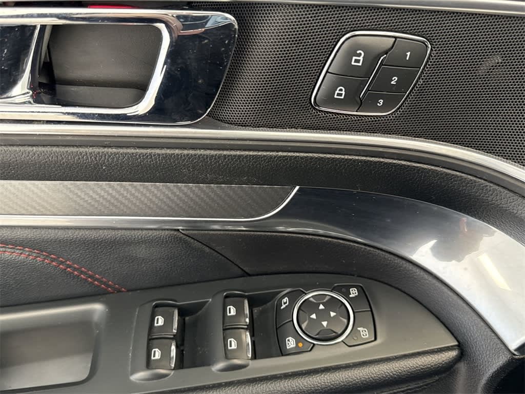 2017 Ford Explorer Sport 28