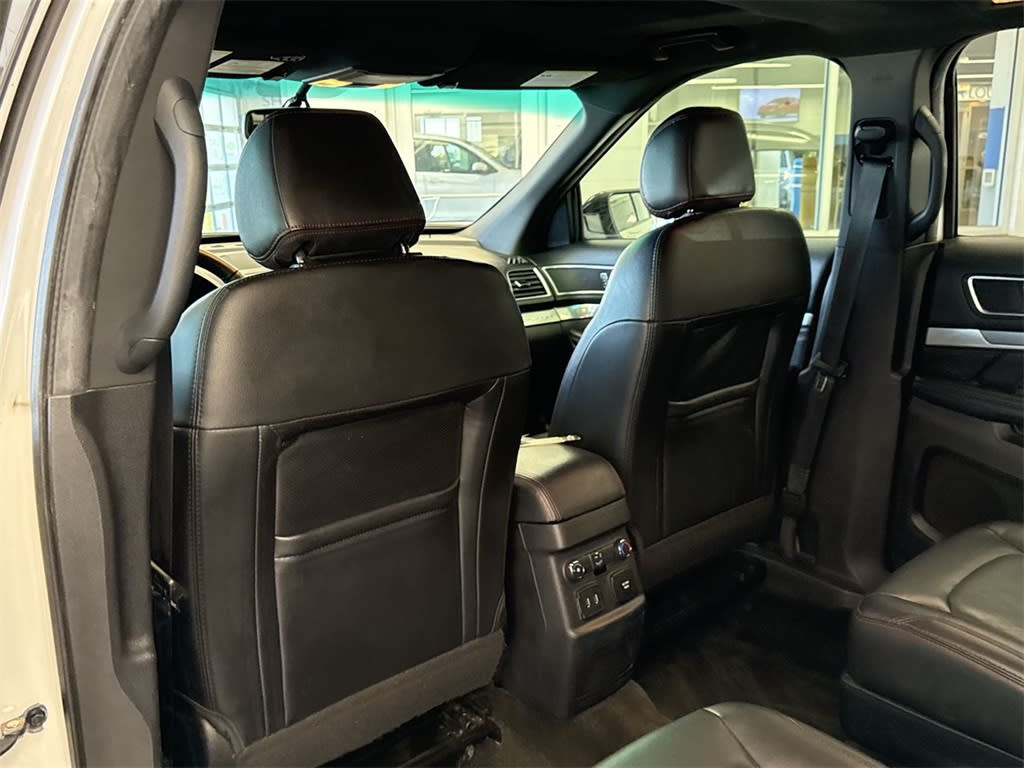 2017 Ford Explorer Sport 13