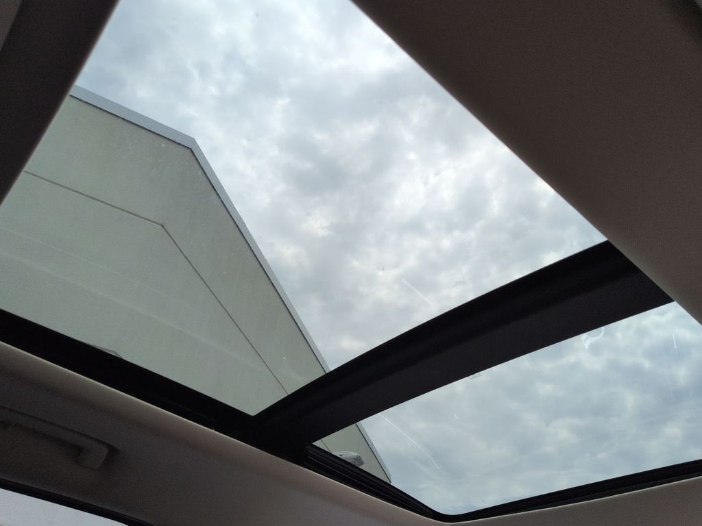 Thumbnail: 2016 Ford Escape - 30
