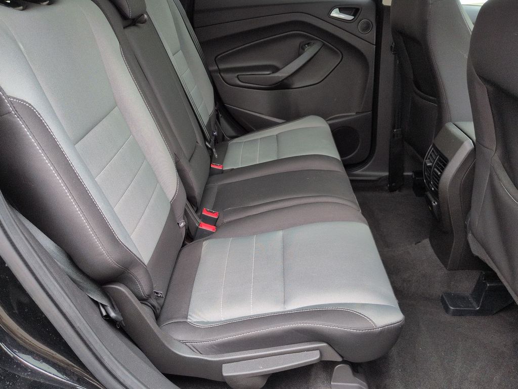 Thumbnail: 2016 Ford Escape - 29