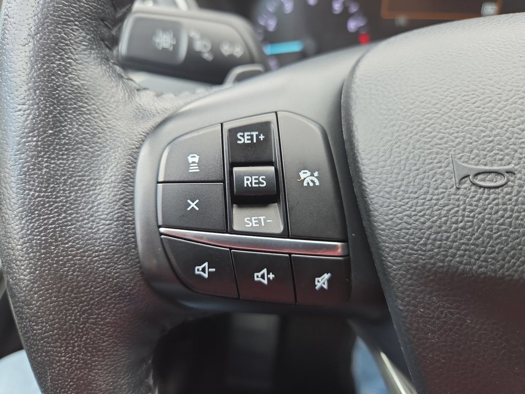 Thumbnail: 2020 Ford Escape - 28