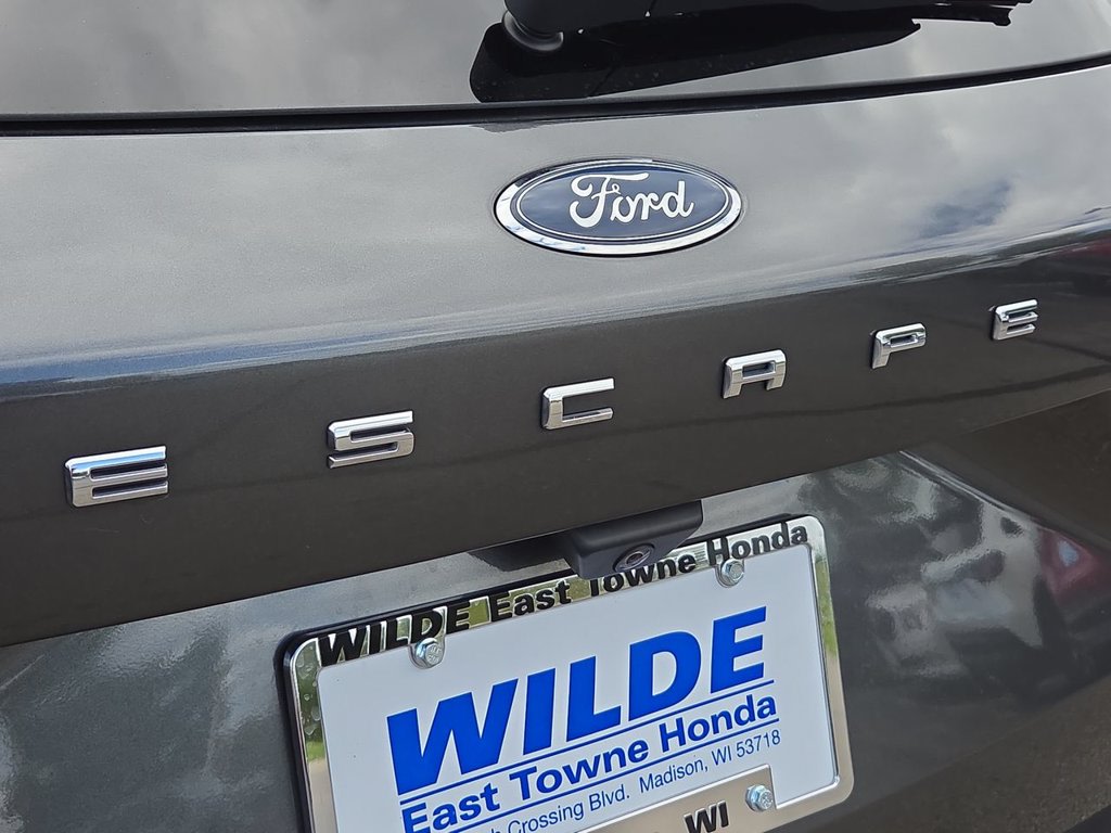 Thumbnail: 2020 Ford Escape - 24