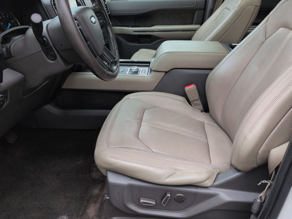 Thumbnail: 2018 Ford Expedition MAX - 9