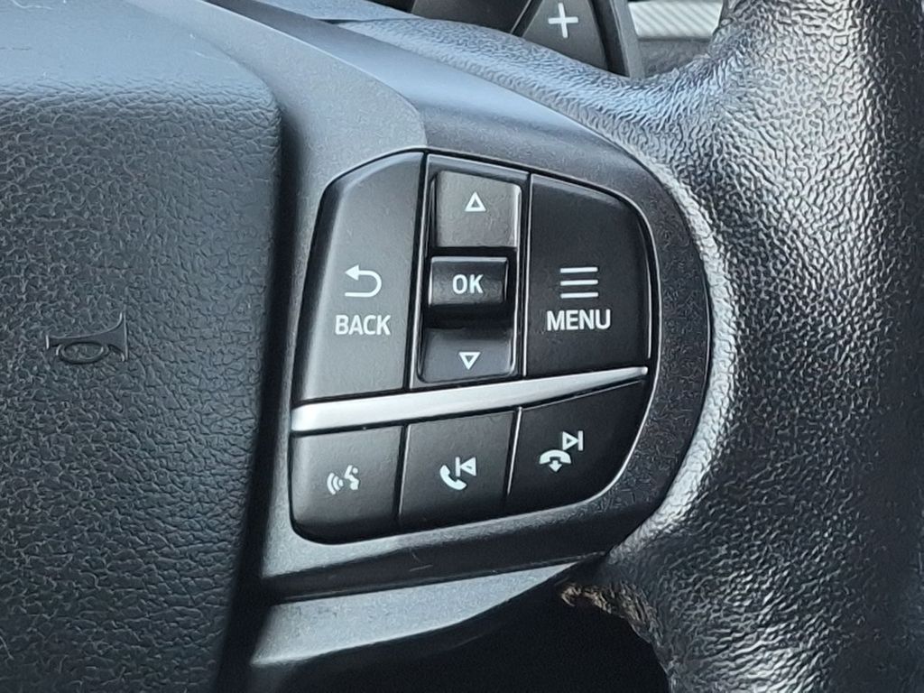 Thumbnail: 2020 Ford Explorer - 31