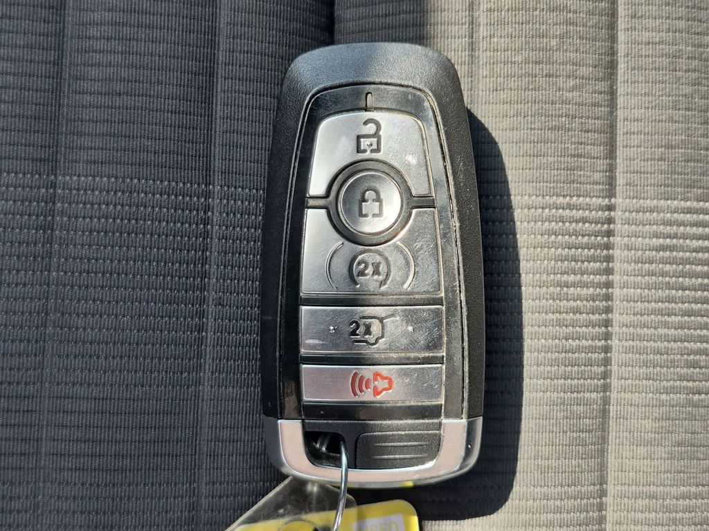 Thumbnail: 2025 Ford Explorer - 18