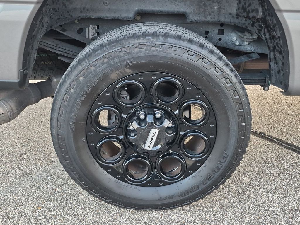 Thumbnail: 2023 Ford F-350 - 22
