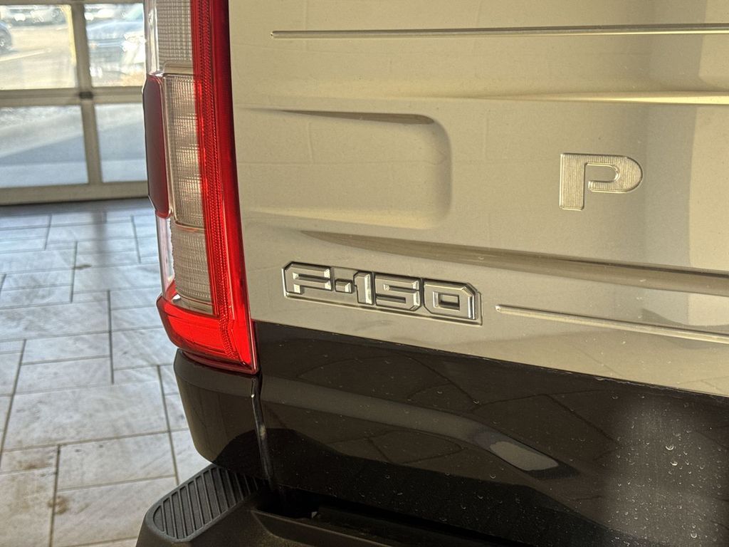 Thumbnail: 2022 Ford F-150 - 23