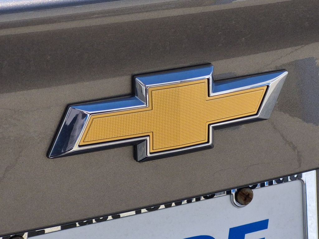 Thumbnail: 2018 Chevrolet Cruze - 25