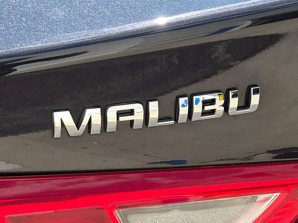 Thumbnail: 2023 Chevrolet Malibu - 25