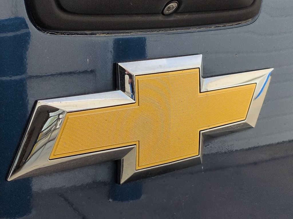 Thumbnail: 2019 Chevrolet Colorado - 25