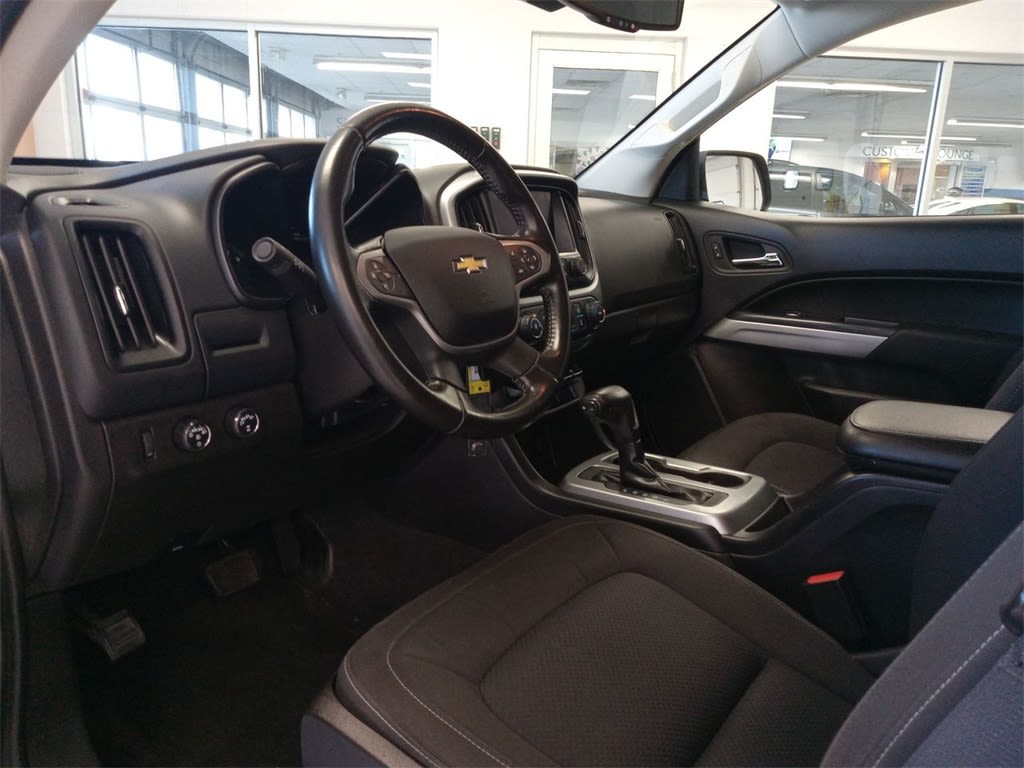 2020 Chevrolet Colorado LT 2