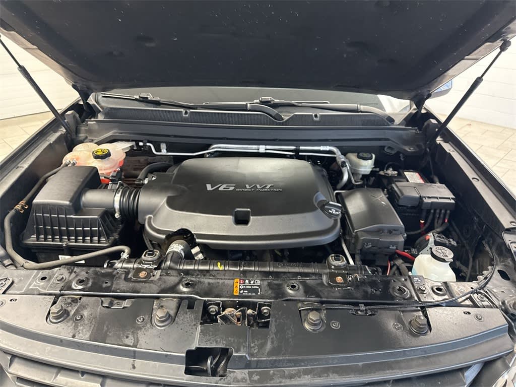 Thumbnail: 2017 Chevrolet Colorado - 9