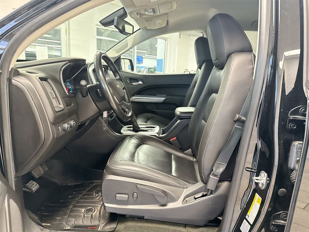 Thumbnail: 2017 Chevrolet Colorado - 11