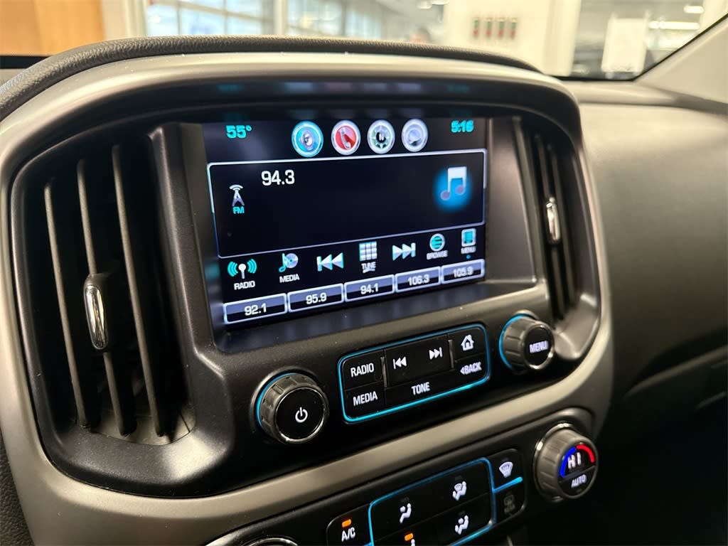 Thumbnail: 2017 Chevrolet Colorado - 34