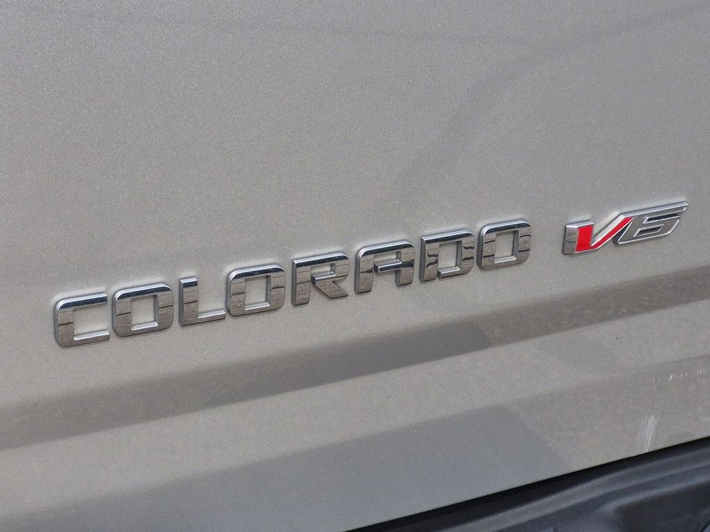 Thumbnail: 2020 Chevrolet Colorado - 25