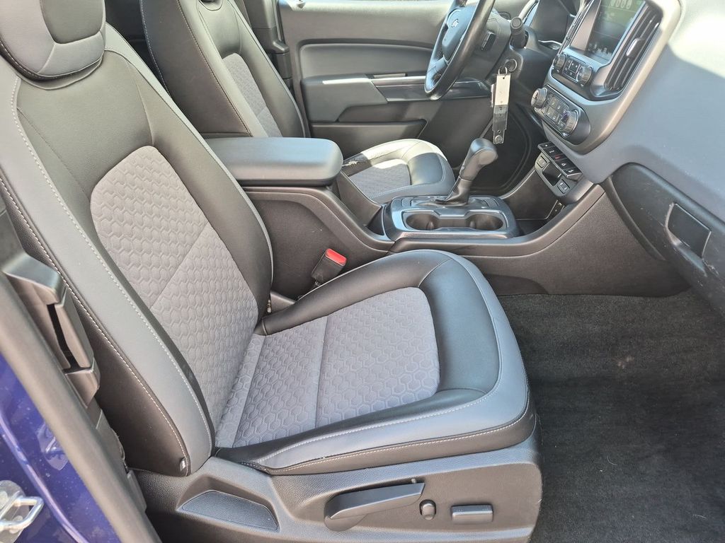 Thumbnail: 2016 Chevrolet Colorado - 11