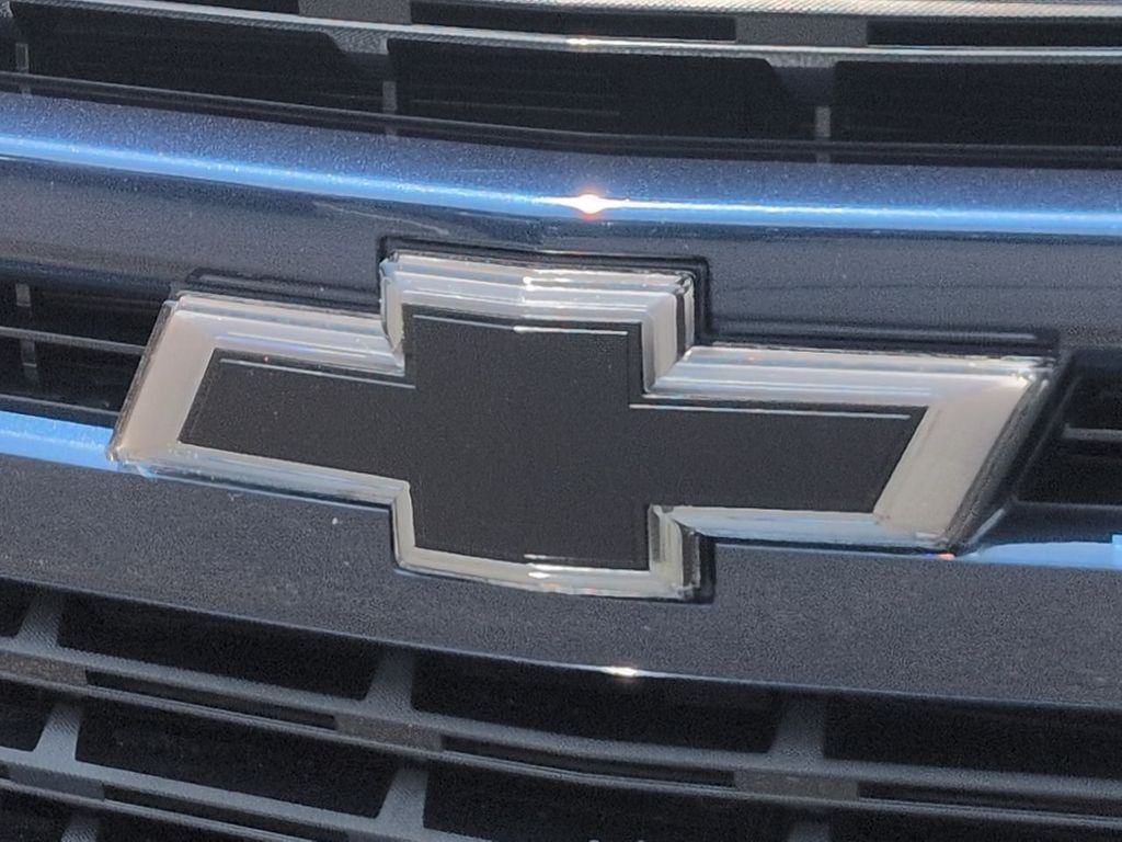 Thumbnail: 2019 Chevrolet Silverado 1500 - 24