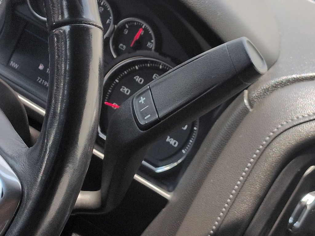 Thumbnail: 2019 Chevrolet Silverado 1500 - 35