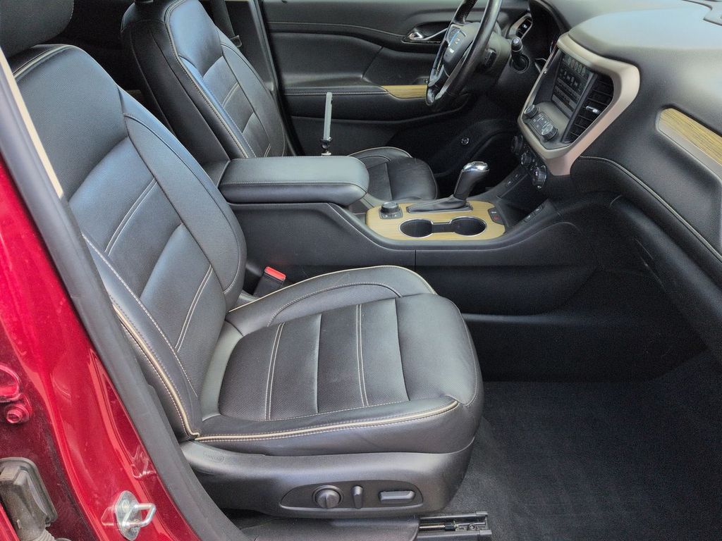Thumbnail: 2019 GMC Acadia - 11