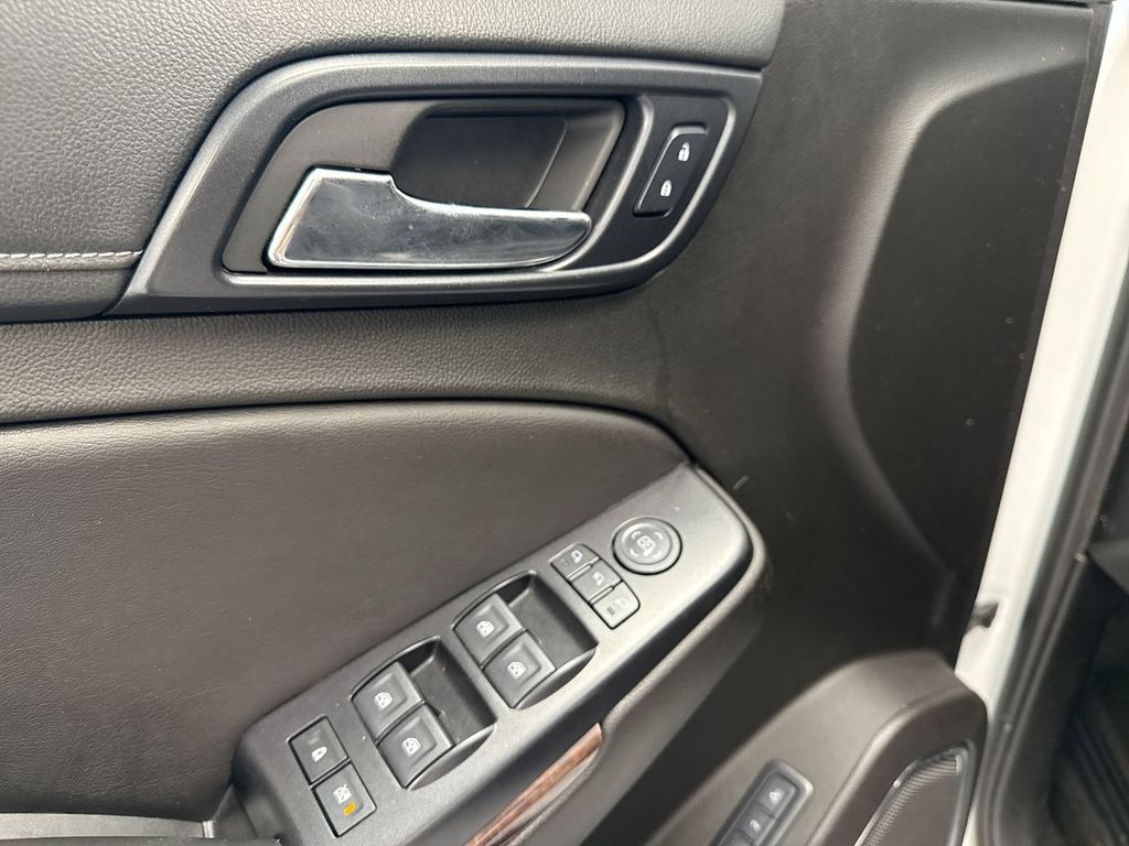 Thumbnail: 2018 GMC Yukon - 27