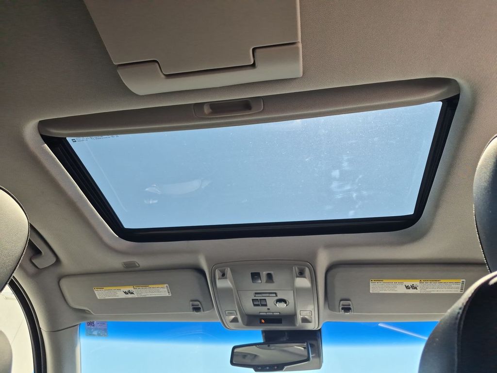 Thumbnail: 2019 GMC Yukon - 30