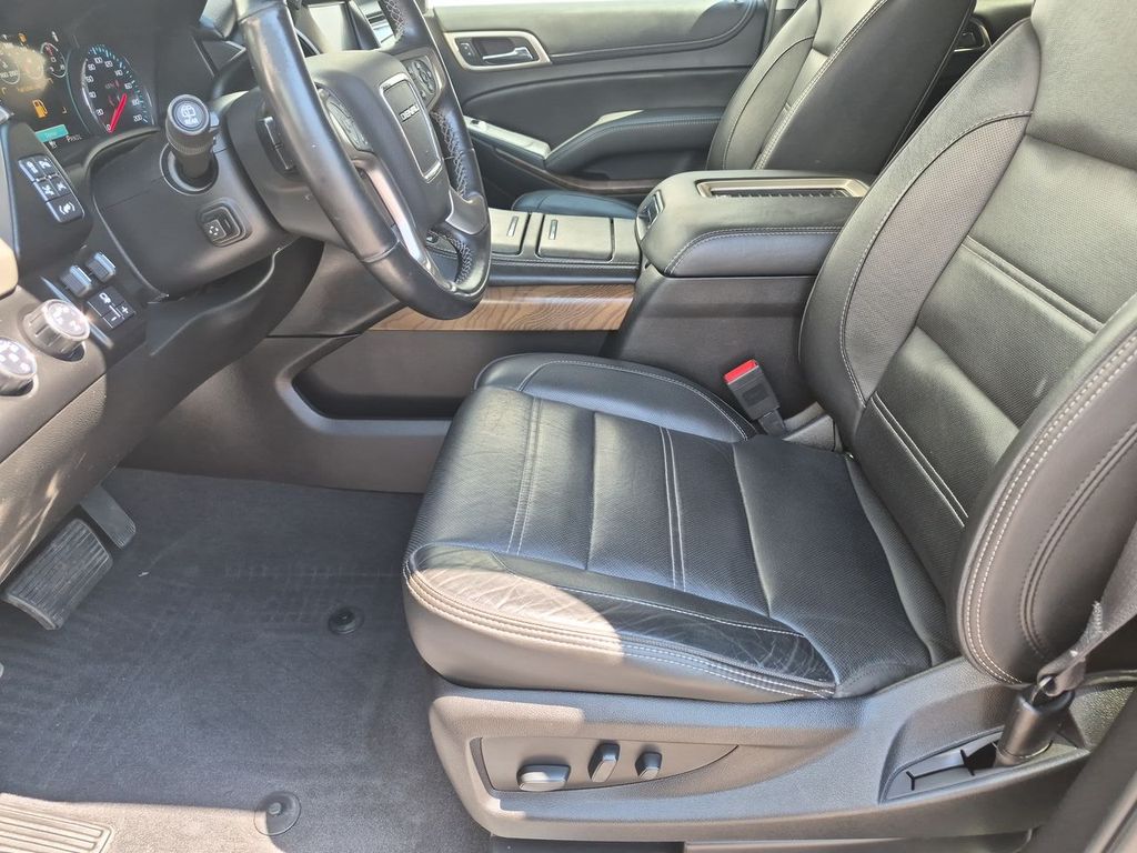 Thumbnail: 2019 GMC Yukon - 10