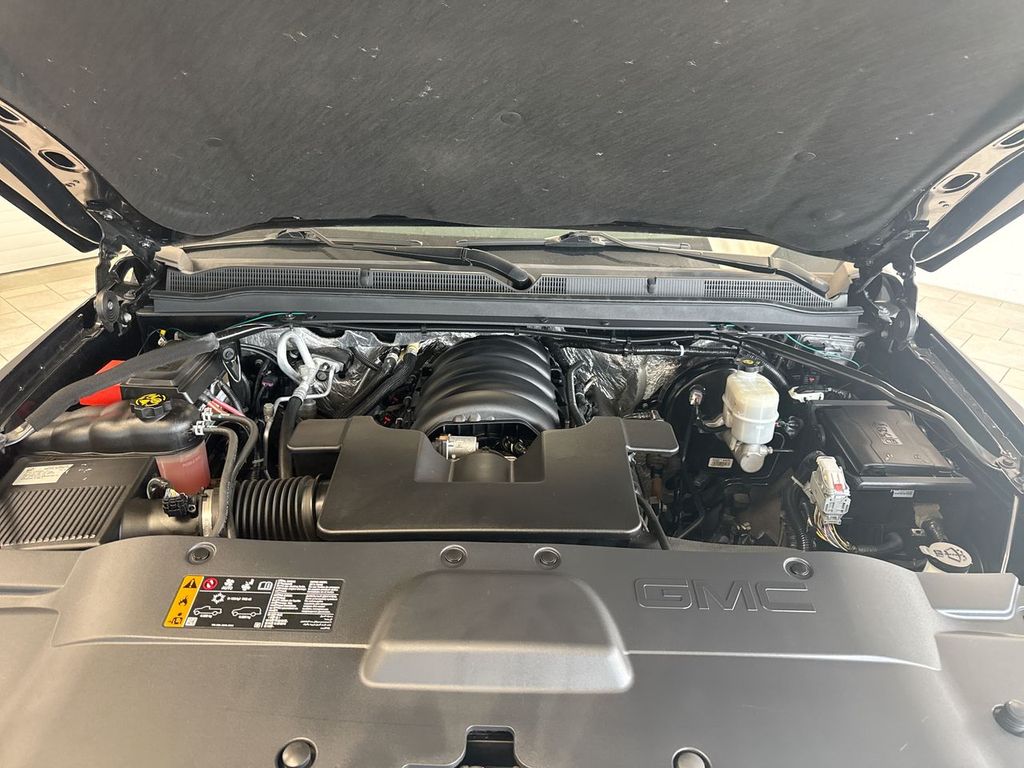 Thumbnail: 2017 GMC Yukon - 9