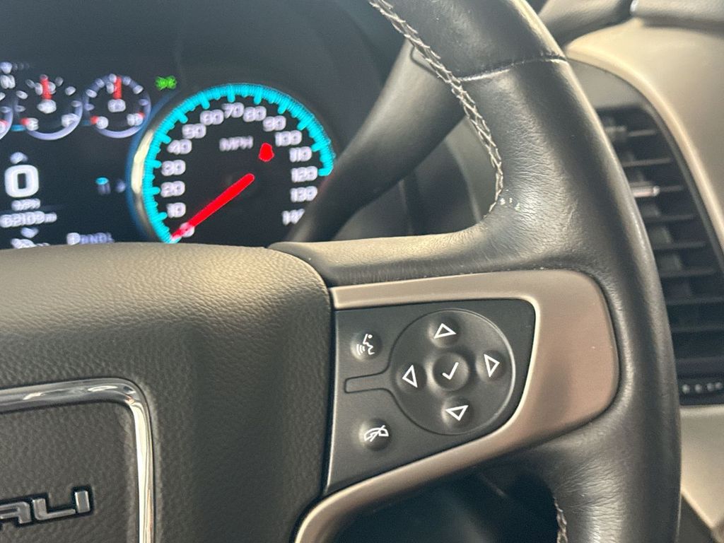 Thumbnail: 2017 GMC Yukon - 33