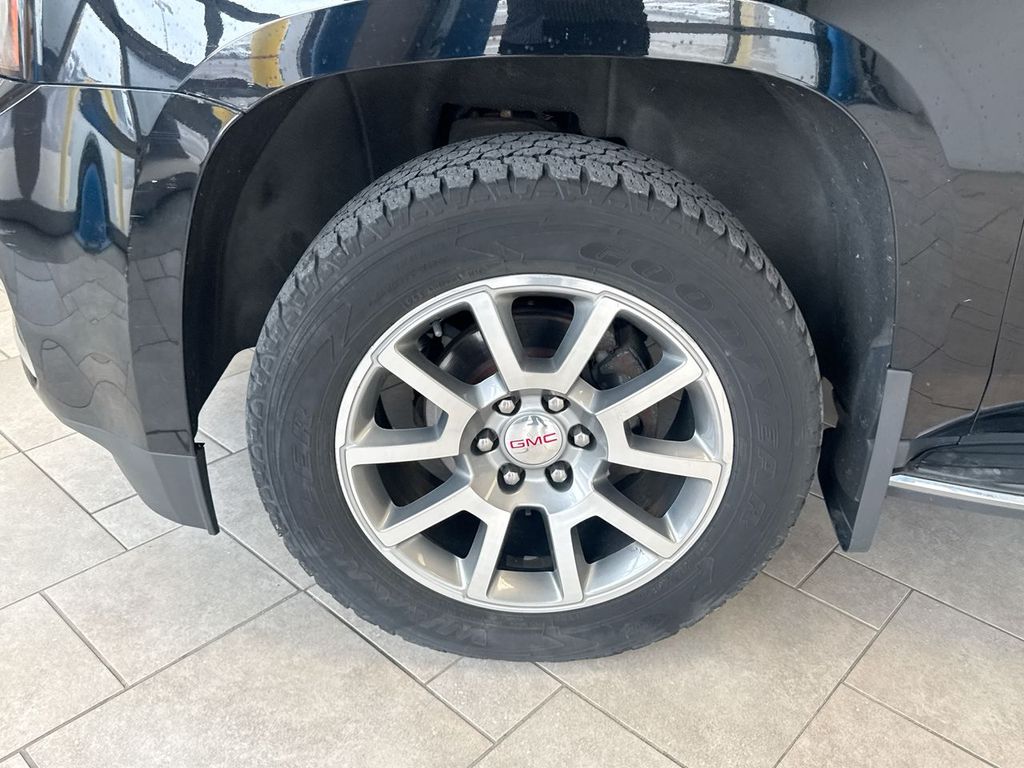 Thumbnail: 2017 GMC Yukon - 8