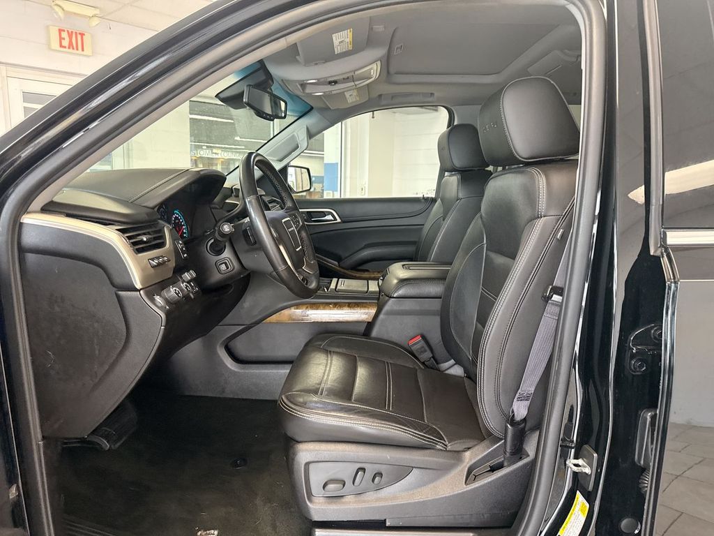 Thumbnail: 2017 GMC Yukon - 11