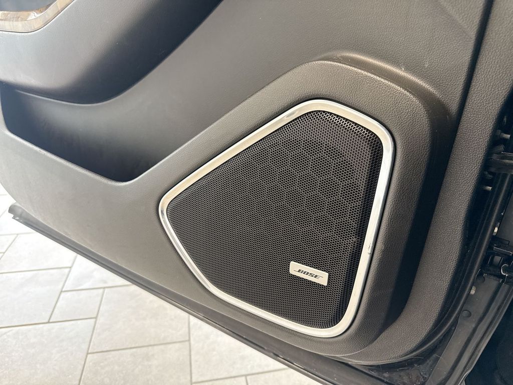 Thumbnail: 2017 GMC Yukon - 34