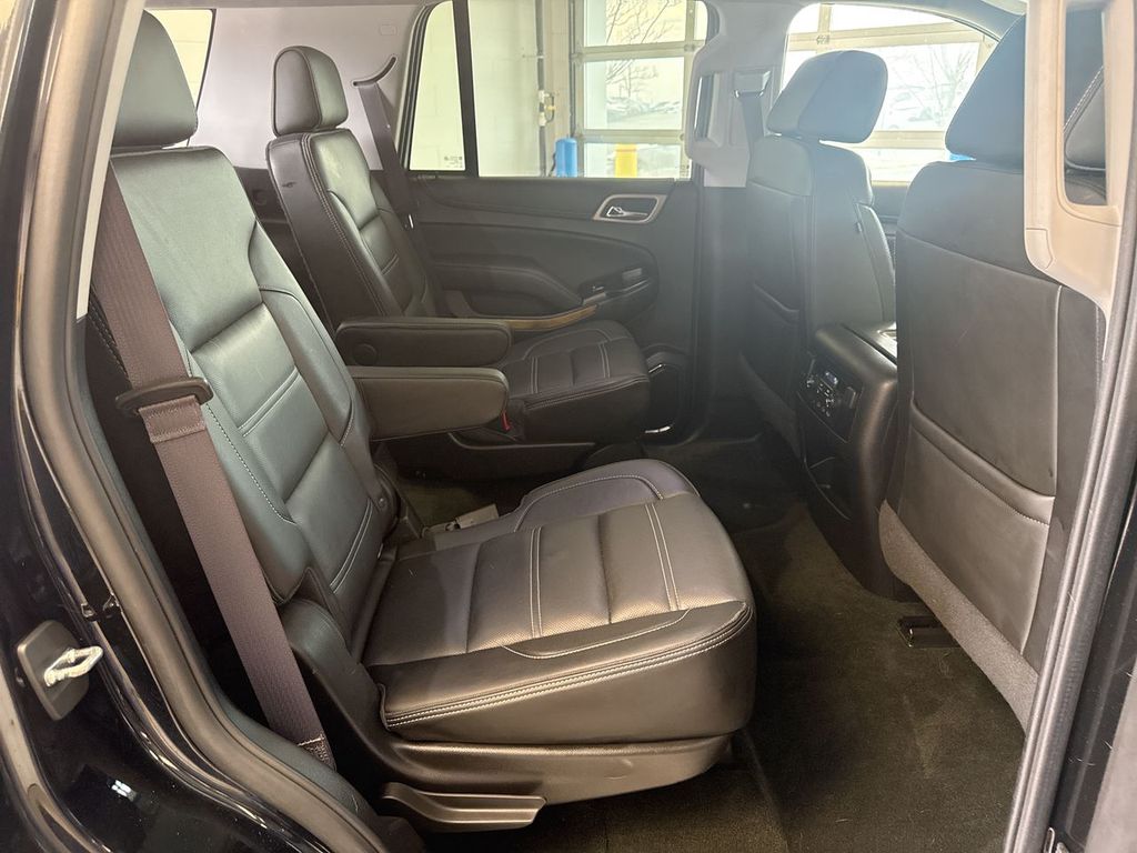 Thumbnail: 2017 GMC Yukon - 29