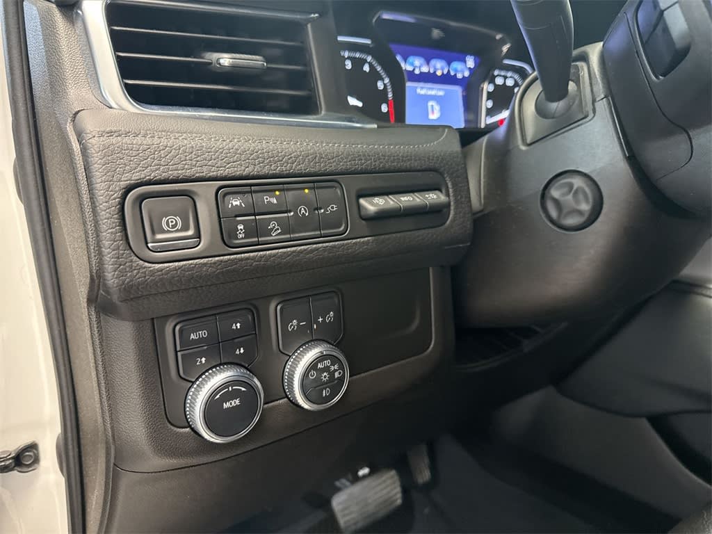 Thumbnail: 2021 GMC Yukon - 38