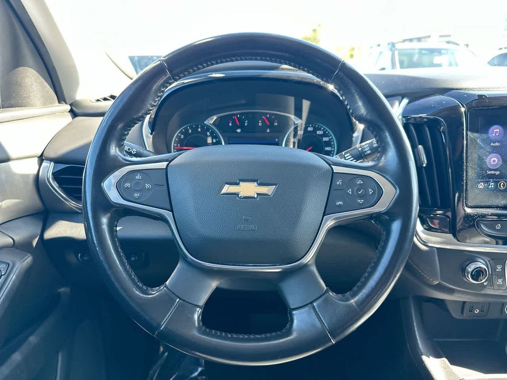 Thumbnail: 2020 Chevrolet Traverse - 8