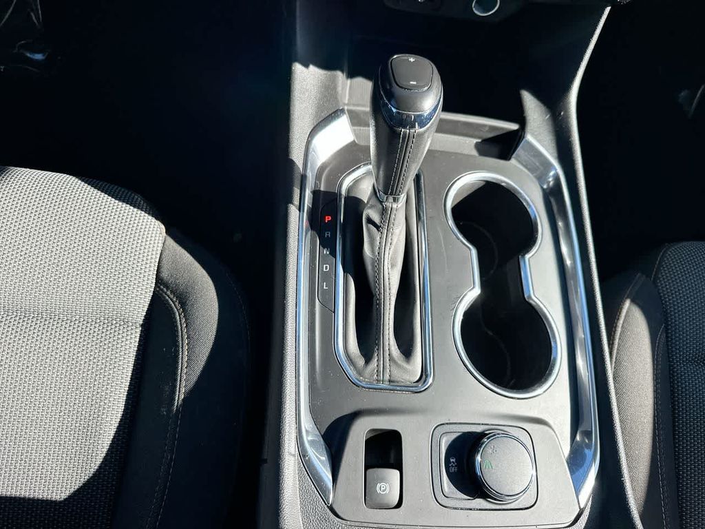 Thumbnail: 2020 Chevrolet Traverse - 36