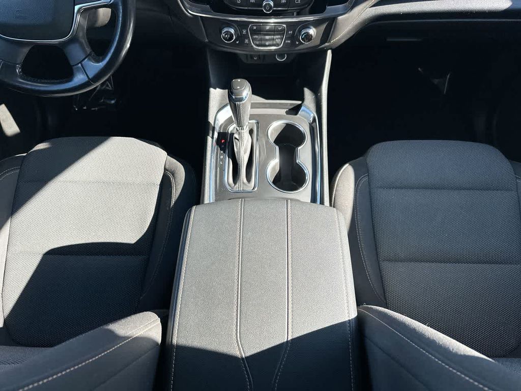 Thumbnail: 2020 Chevrolet Traverse - 13