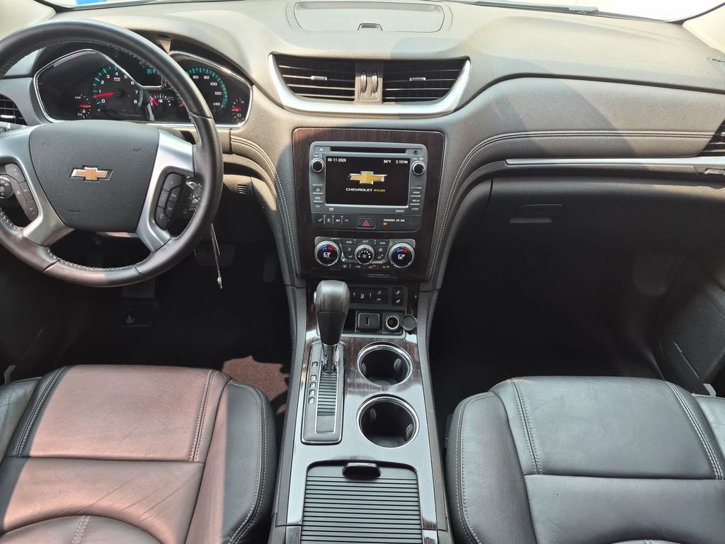 Thumbnail: 2017 Chevrolet Traverse - 9