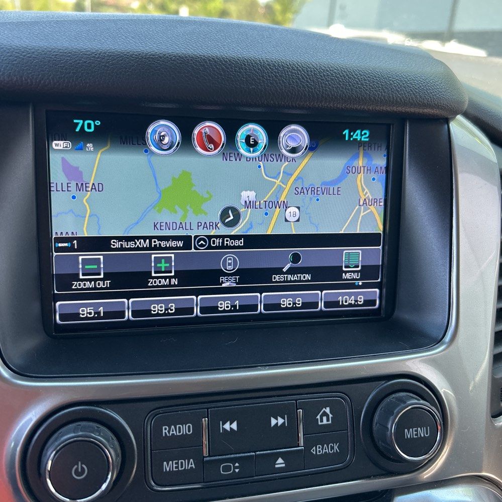 Thumbnail: 2018 Chevrolet Tahoe - 6