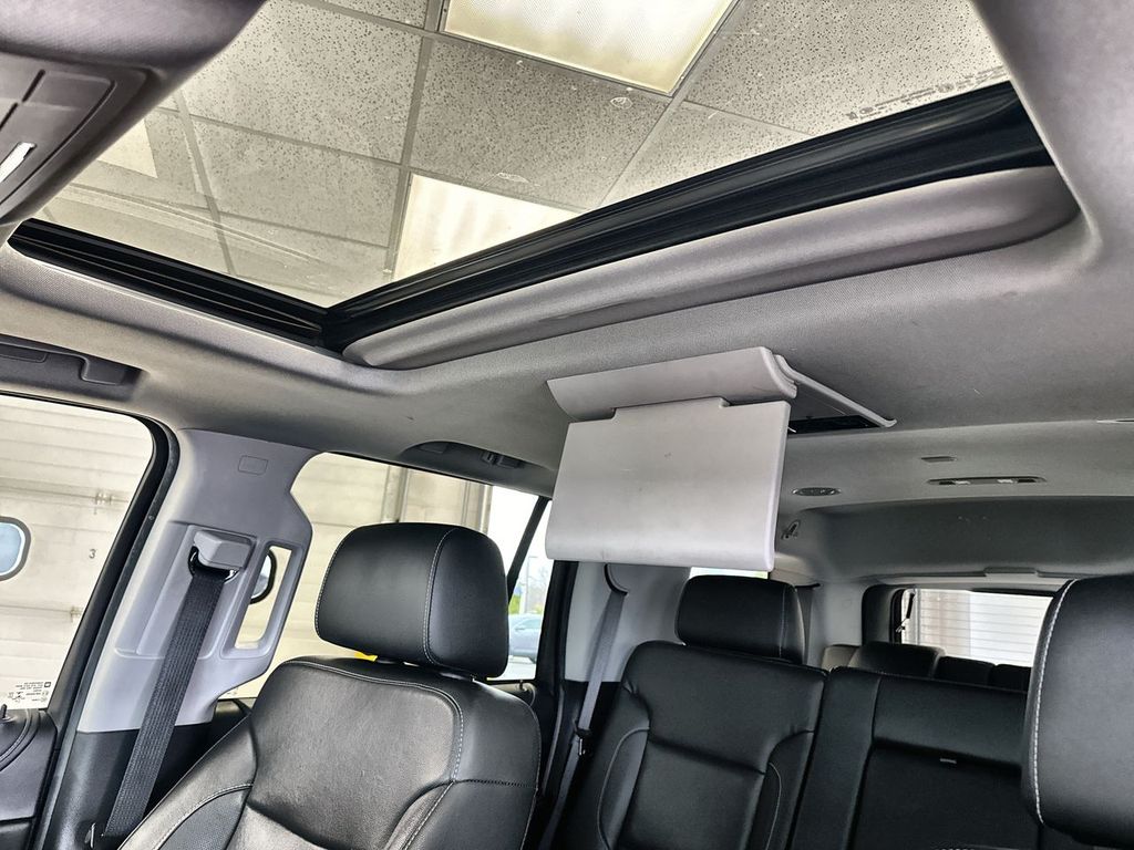 Thumbnail: 2020 Chevrolet Tahoe - 34