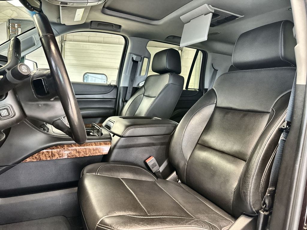 Thumbnail: 2020 Chevrolet Tahoe - 12