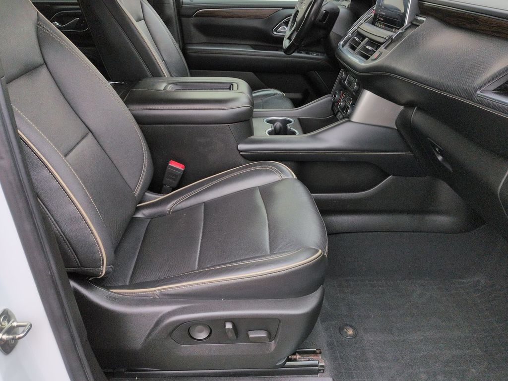 Thumbnail: 2021 Chevrolet Suburban - 11
