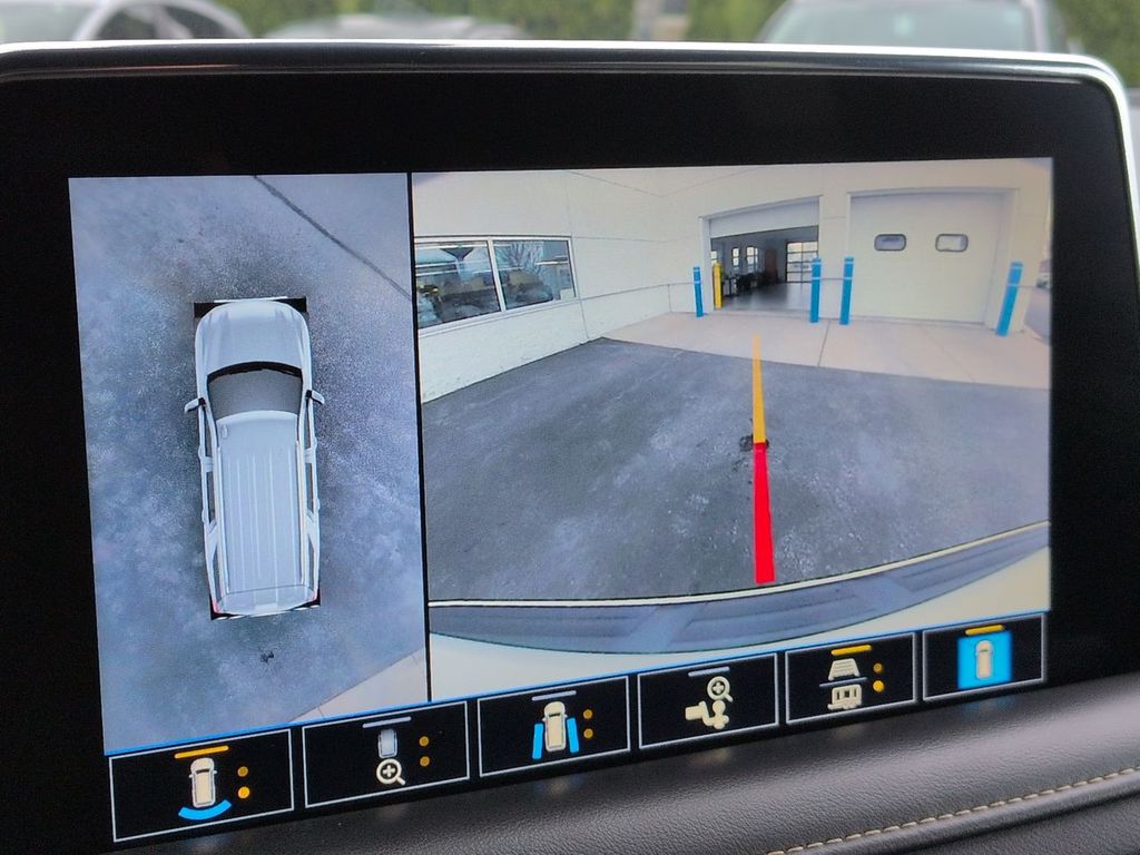 Thumbnail: 2021 Chevrolet Suburban - 35