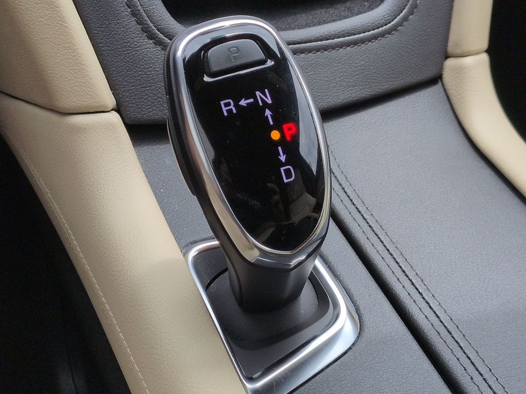 Thumbnail: 2019 Cadillac XT5 - 35