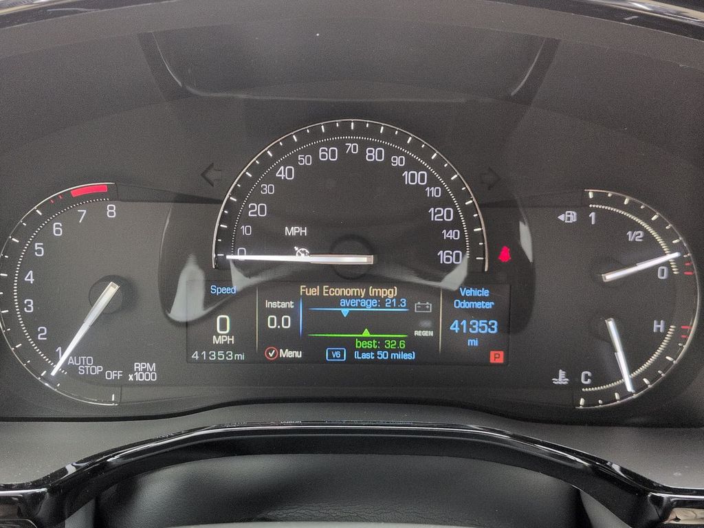 Thumbnail: 2019 Cadillac XT5 - 15