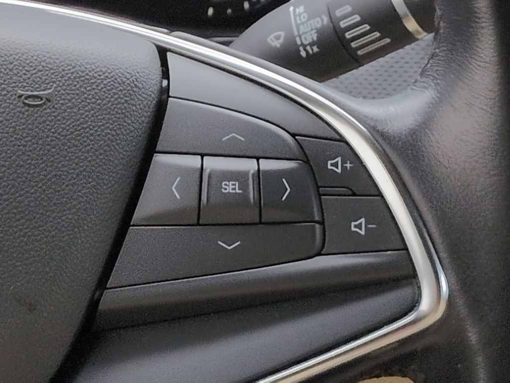 Thumbnail: 2019 Cadillac XT5 - 30